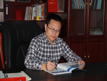 董事長吳風耀